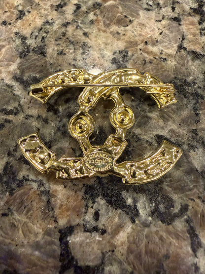 CC brooch pin